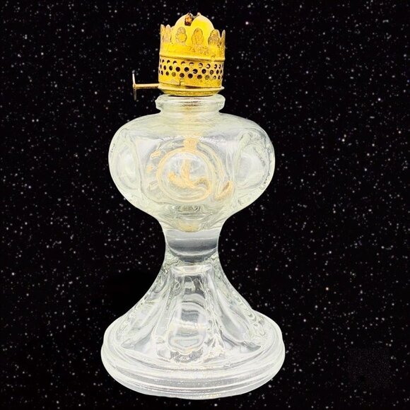 Vintage Art Glass Bulls Eye Clear Oil Lamp 7”T 3.5”W - Picture 6 of 7